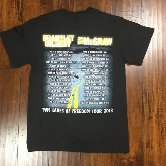 Tim McGraw/ Brantley Gilbert Two Lanes Of Freedom 2013 Tour Black T-Shirt Medium - Picture 6 of 7